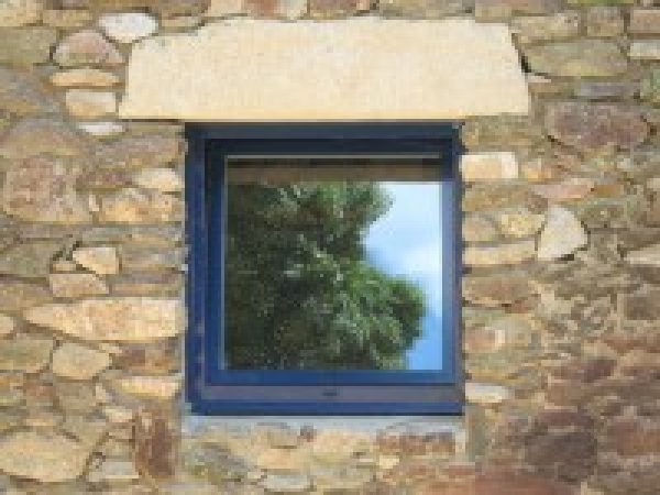 FENETRE OSCILLO-BATTANTE VITRAGE TEINTÉ